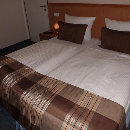 Hotel Sarah ไฮน์สแบร์ก ห้อง รูปภาพ